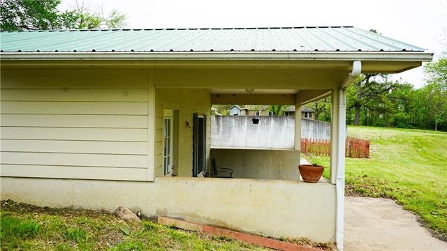 Photo 3 of 308 E 233RD Street