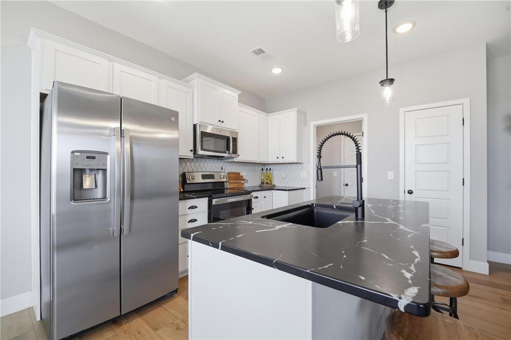 Photo 6 of 12510 S Parkwood Lane