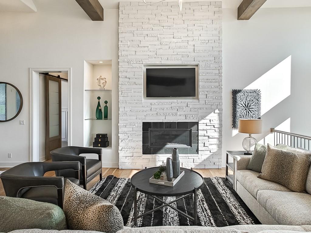Photo 6 of 8005 Millridge Street