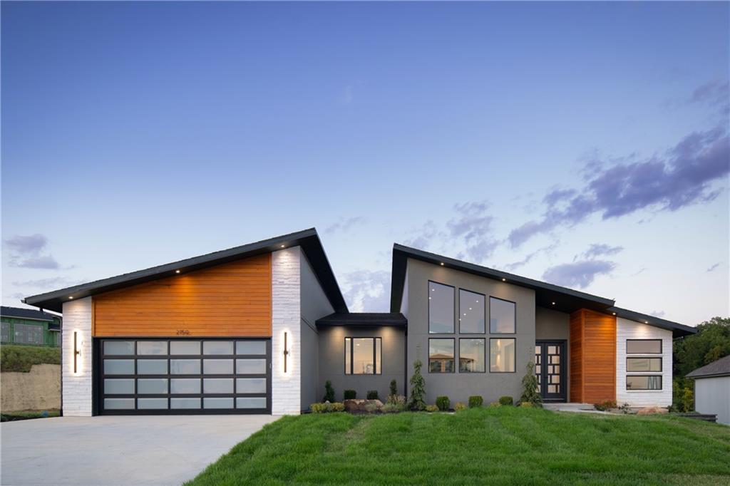 Photo of 2150 NW Palisades Drive