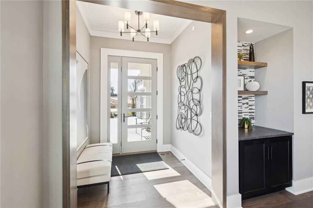 Photo 6 of 13709 Pembroke Lane