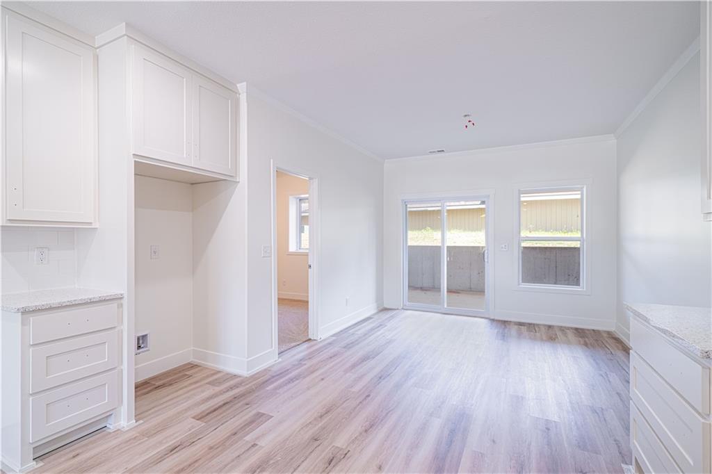 Photo 6 of 5014 Mulberry Terrace