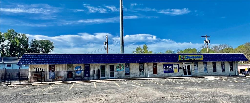 Photo of 4545 N Brighton Avenue
