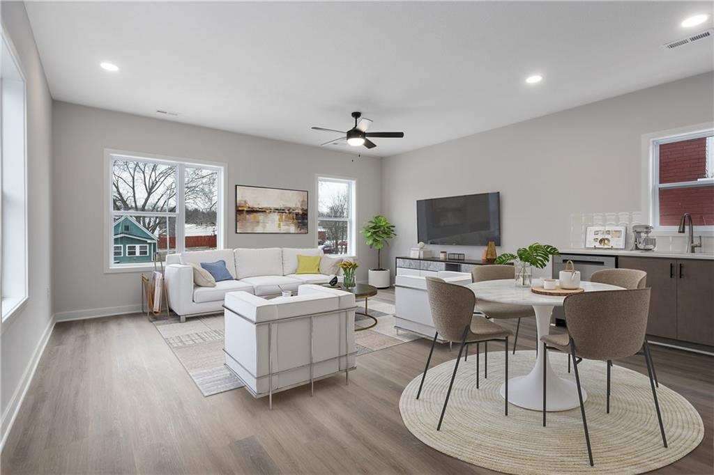 Photo 5 of 4521 Forest Avenue #B