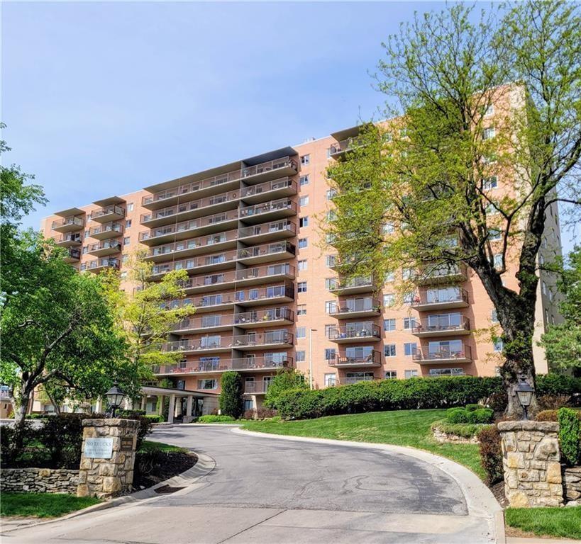 Photo of 4550 Warwick Boulevard #210-211