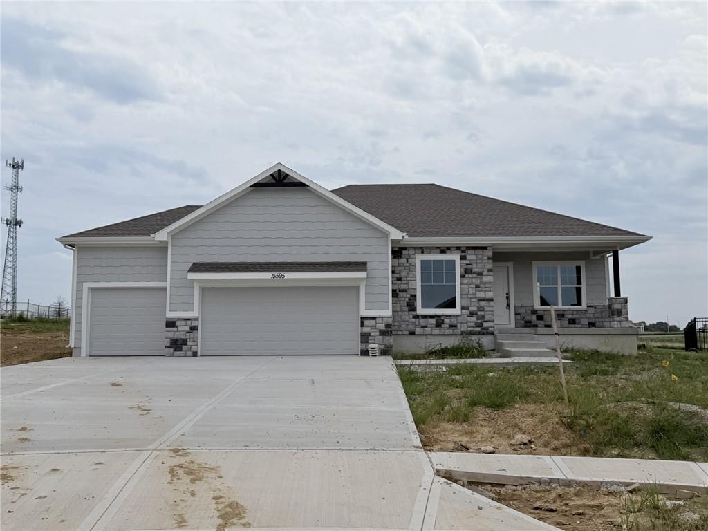 Photo of 15595 N Sheridan Court