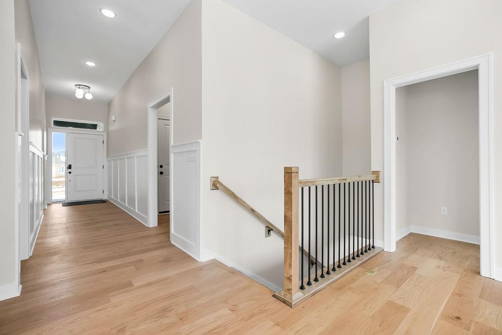 Photo 2 of 16767 S Hall Street