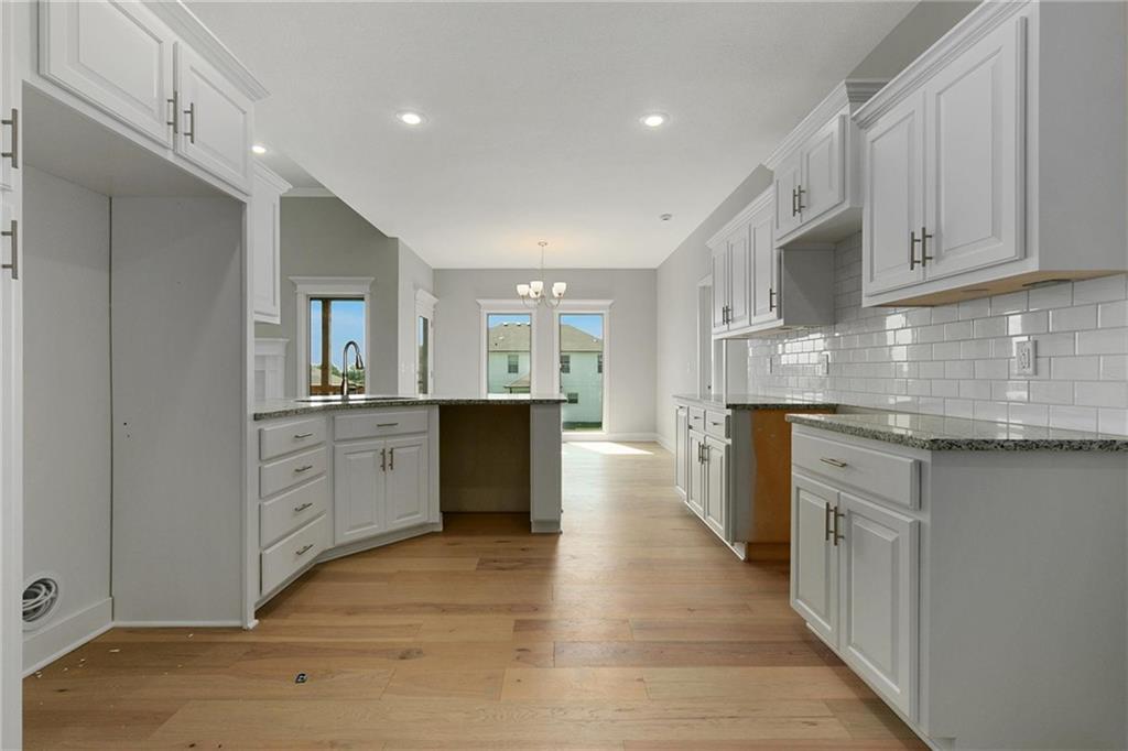 Photo 7 of 9014 N Monroe Avenue