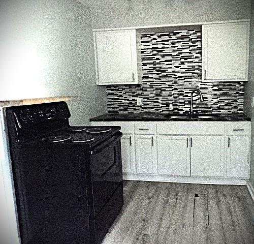 Photo 4 of 5938 Kensington Avenue