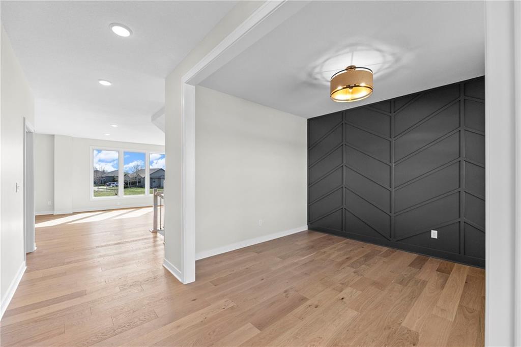 Photo 7 of 18637 W 193rd Street