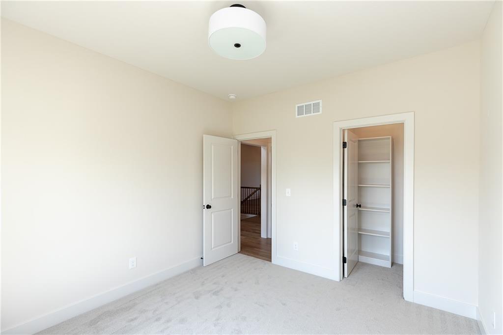 Photo 6 of 18460 Pawnee Lane