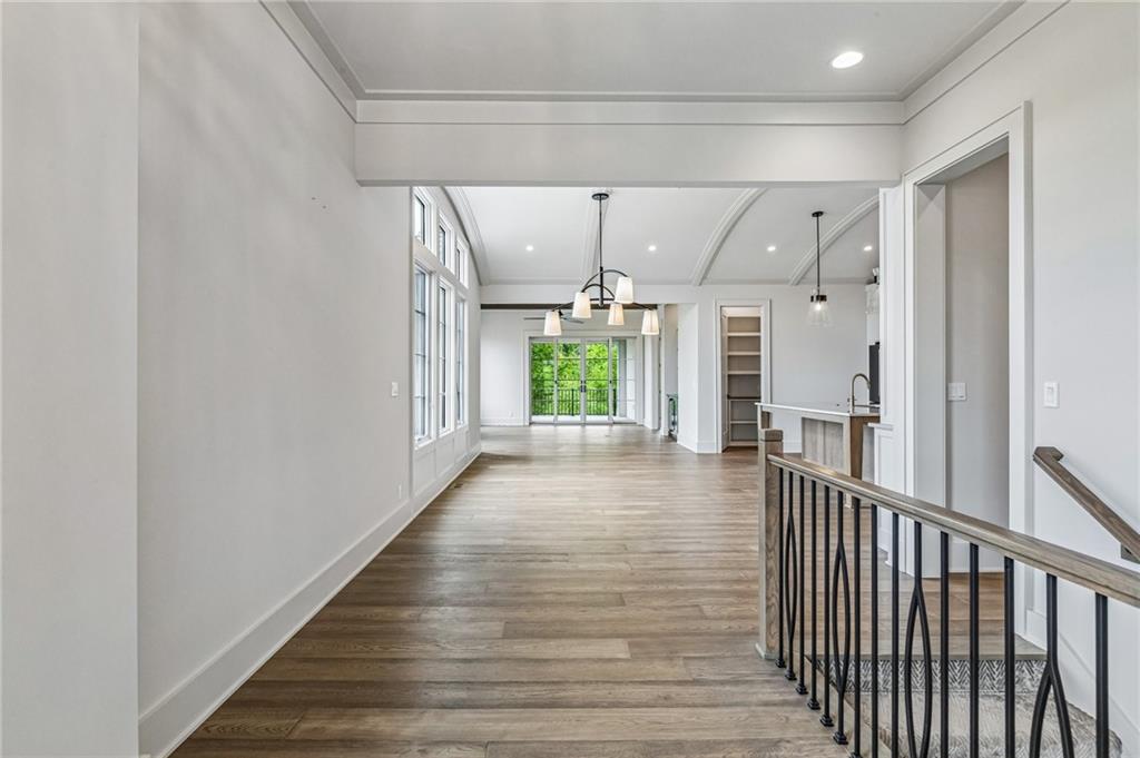 Photo 6 of 13749 Pembroke Lane