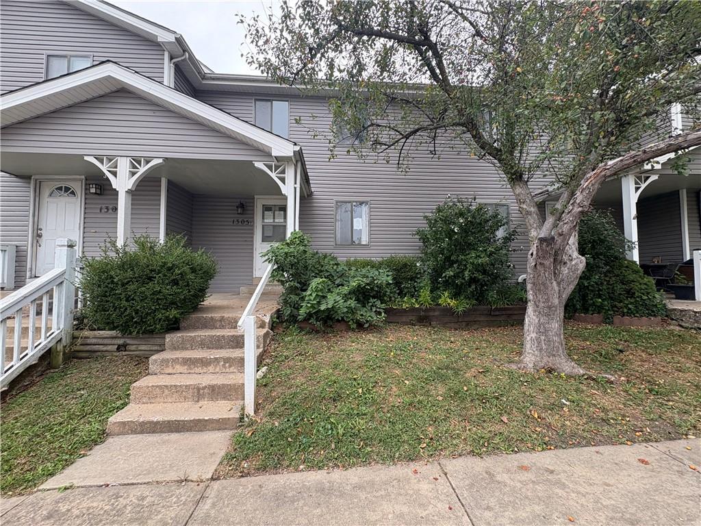 Photo of 1305 E 123RD Terrace #B