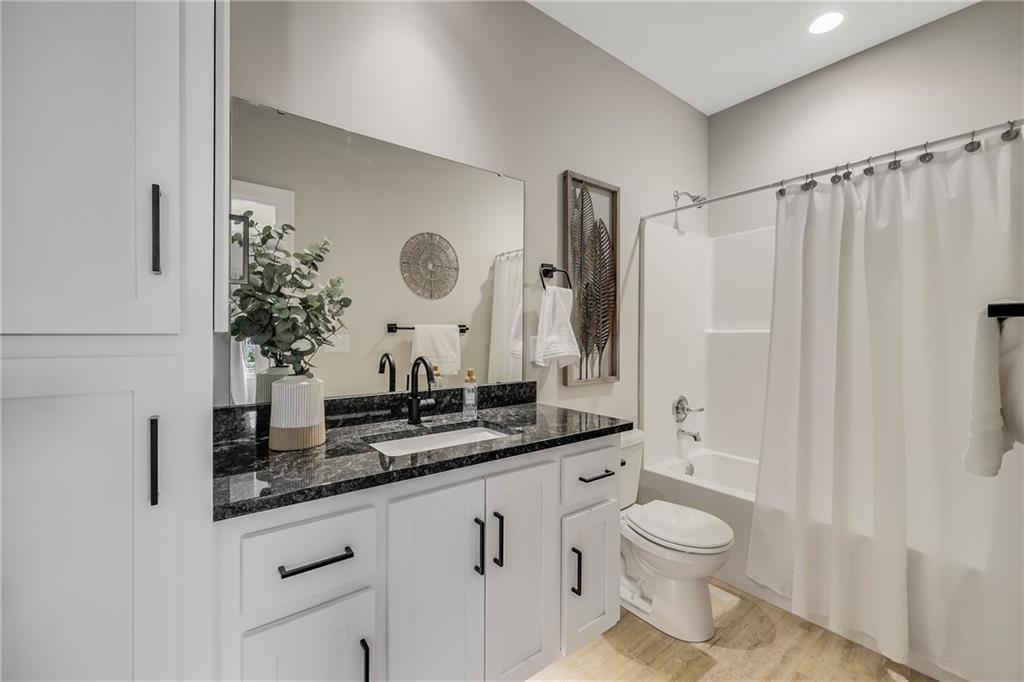 Photo 7 of 1202 Morgan Drive