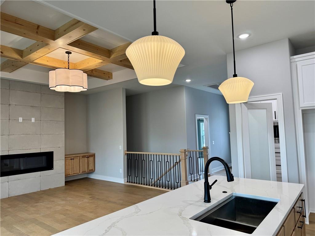 Photo 4 of 5888 NW Black Oak Court