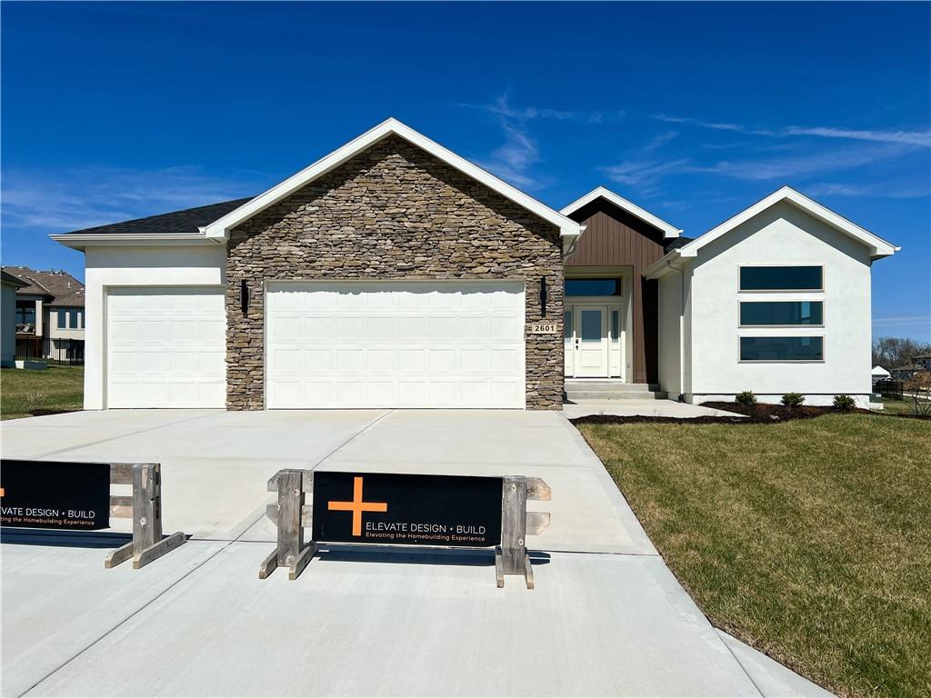 Photo 2 of 2601 NE Wheatley Drive