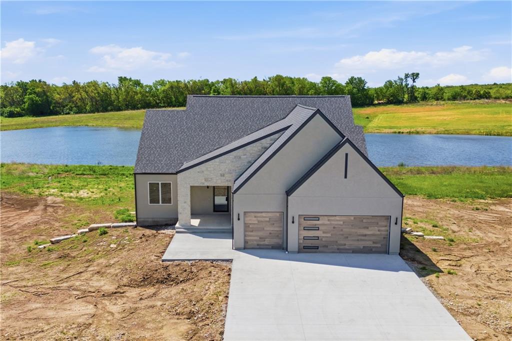 Photo of 16055 W Eisenhower Road