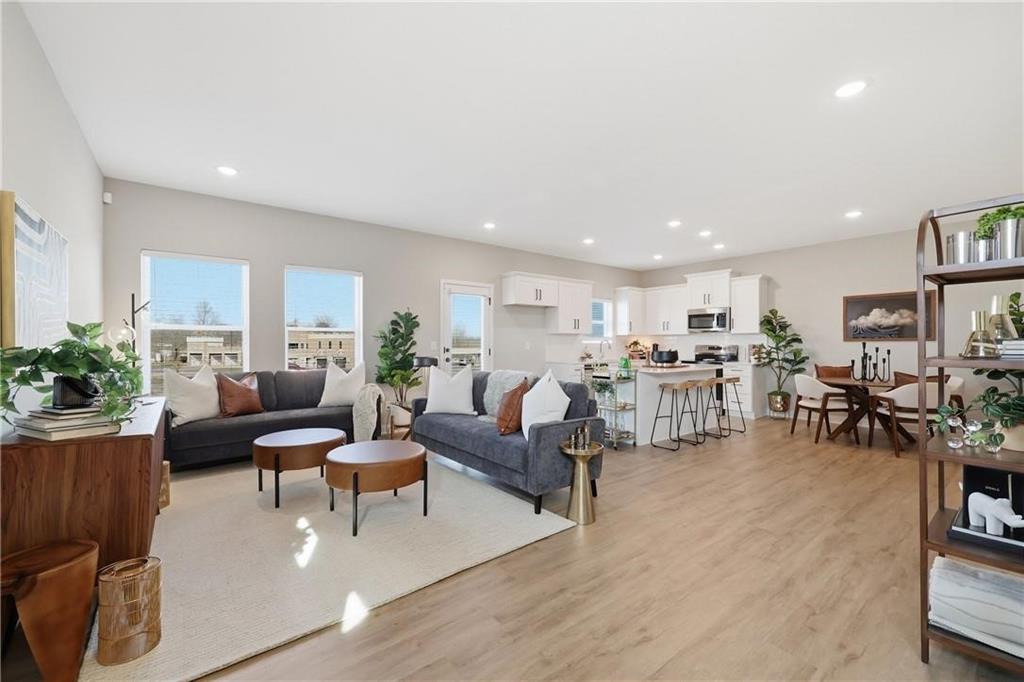 Photo 6 of 4705 Brentwood Avenue