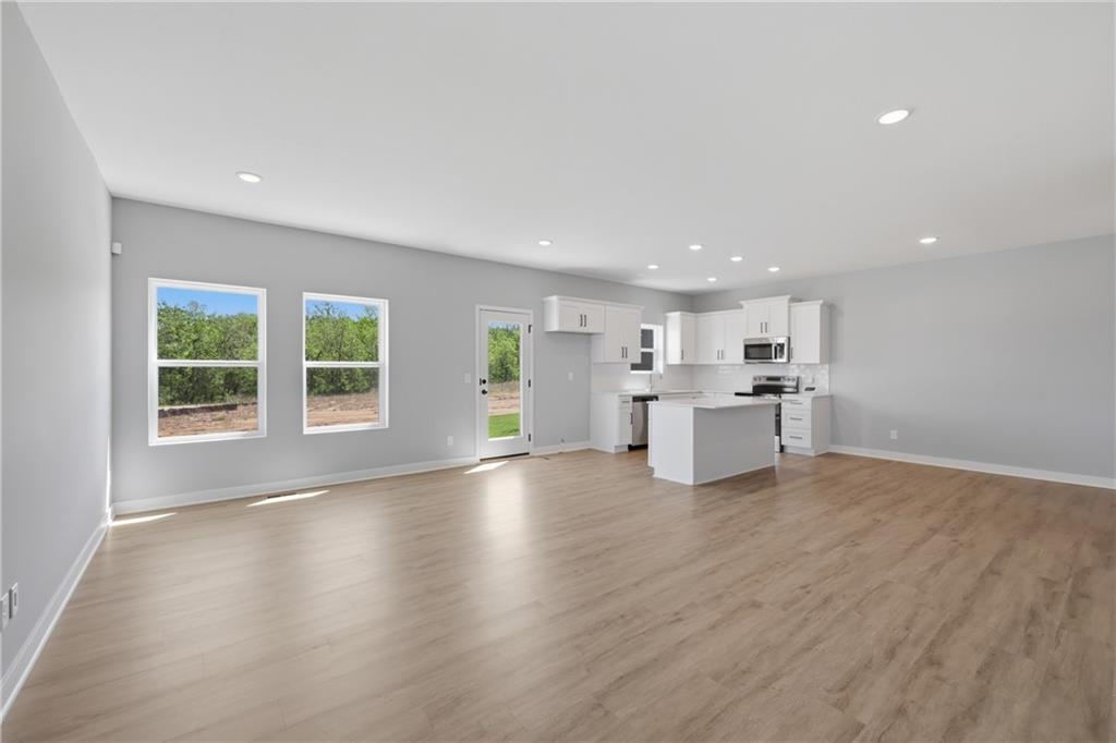 Photo 7 of 4705 Brentwood Avenue