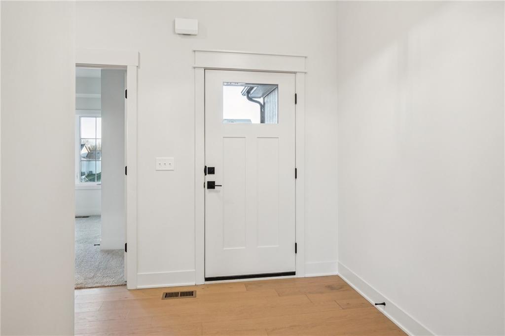 Photo 3 of 2152 Black Walnut Drive