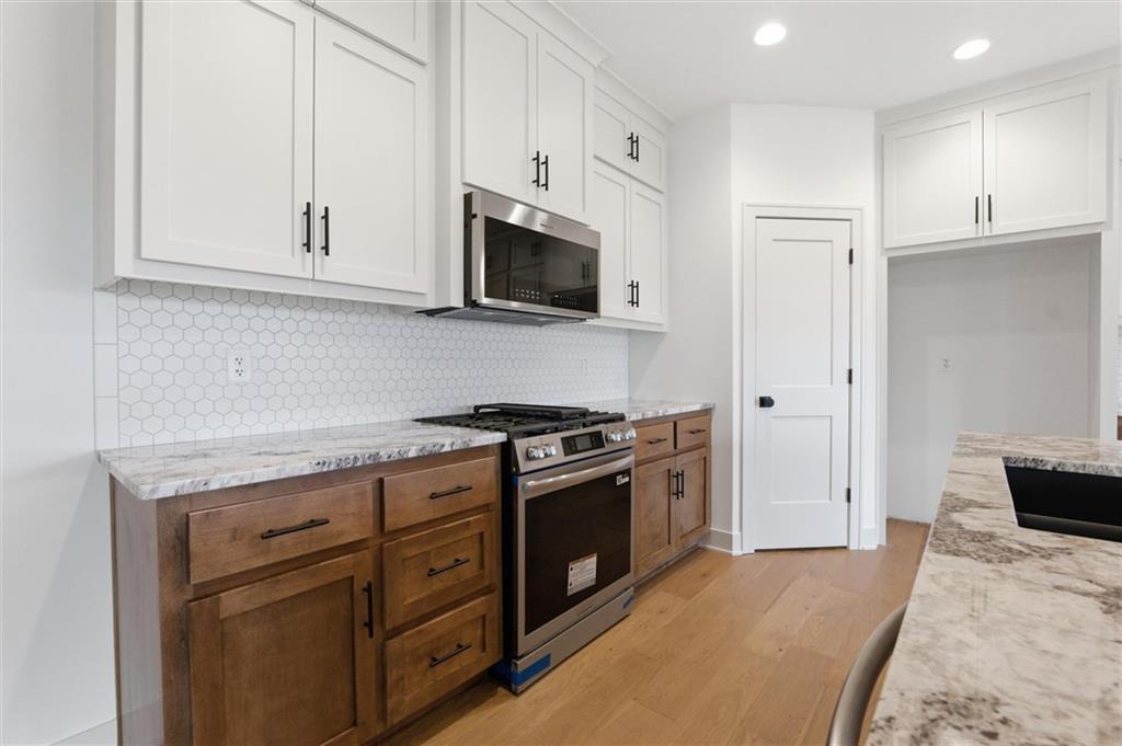 Photo 6 of 11802 E 231st Street
