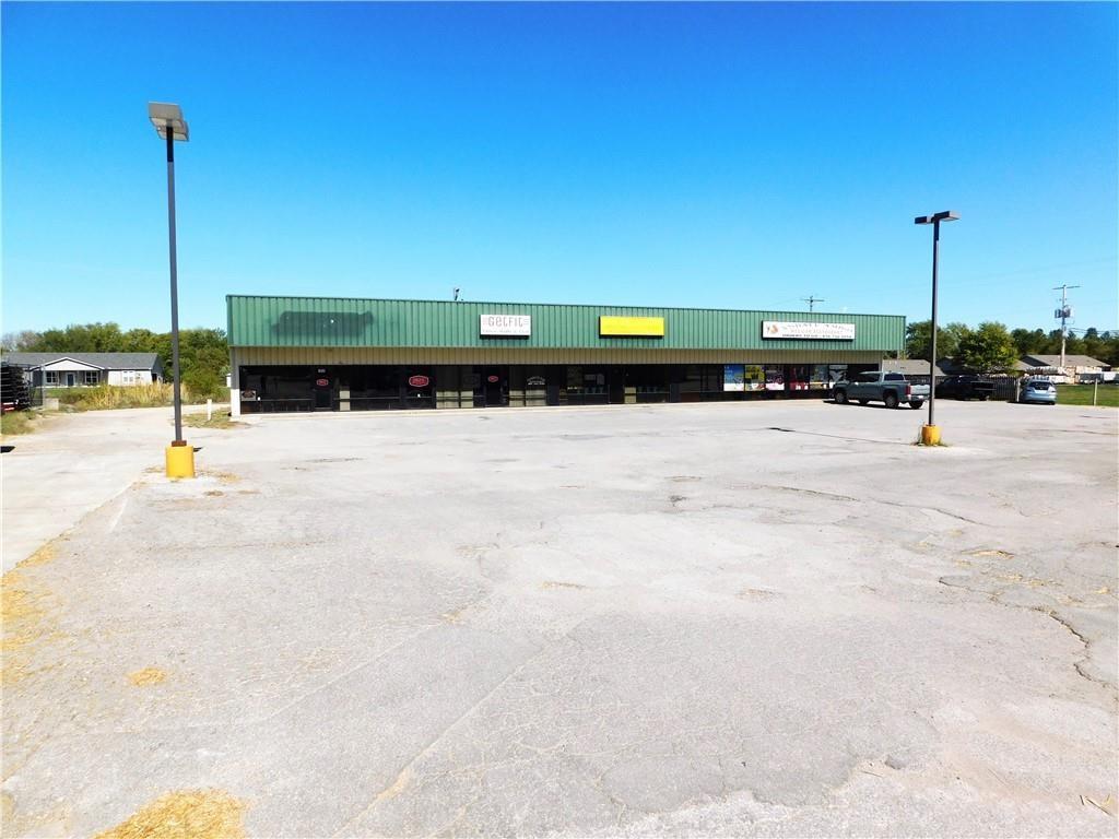 Photo of 1050 E 10th Street