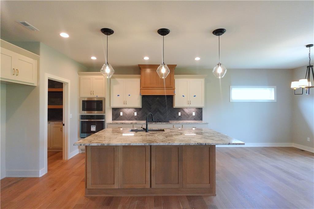 Photo 3 of 12730 NW Larkspur Lane
