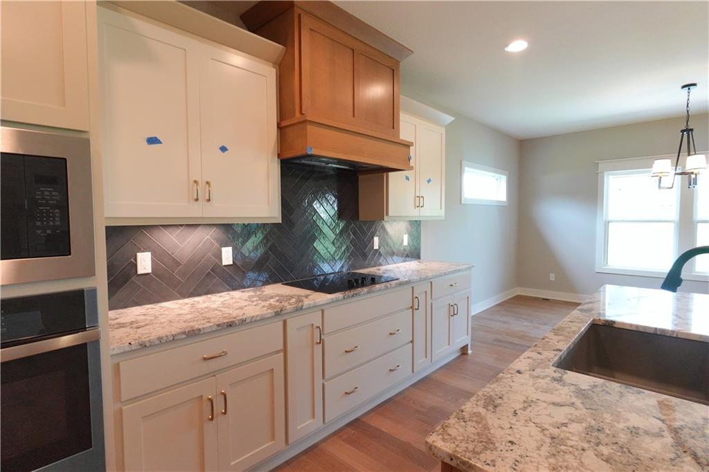 Photo 5 of 12730 NW Larkspur Lane