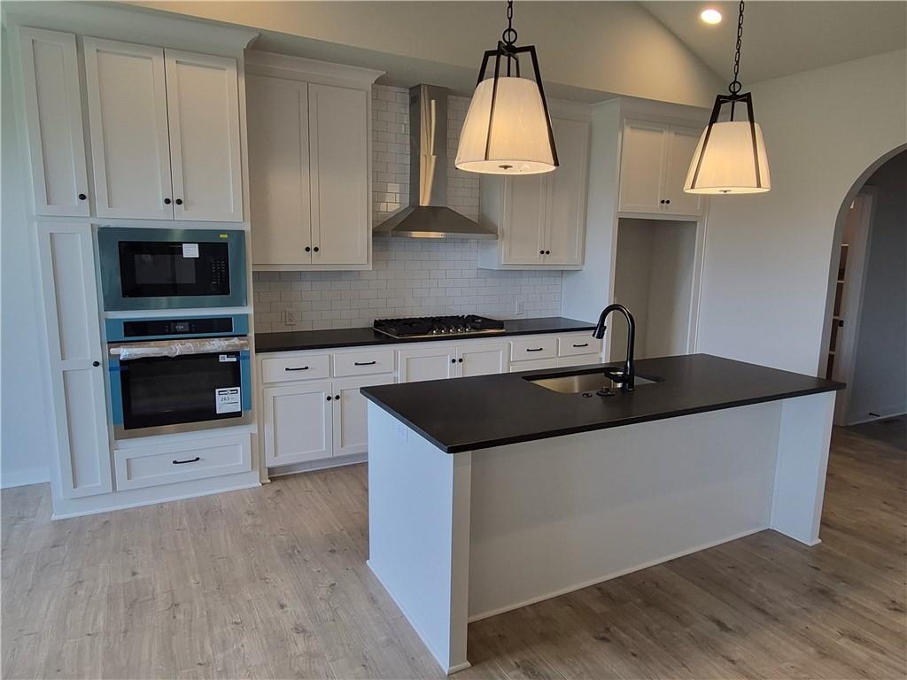 Photo 6 of 4943 N 146th Street