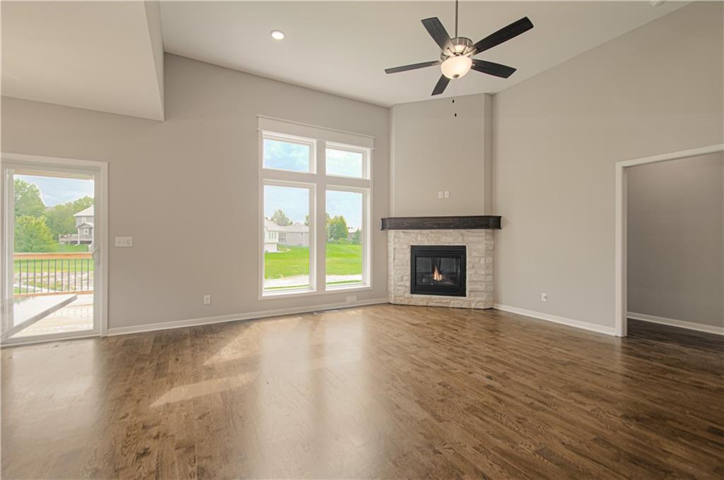 Photo 6 of 2121 Greenfield Point