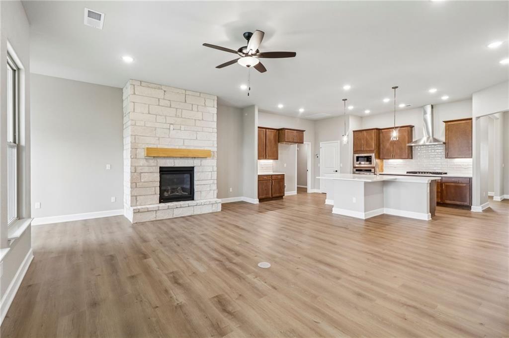 Photo 5 of 16564 W 166th Court