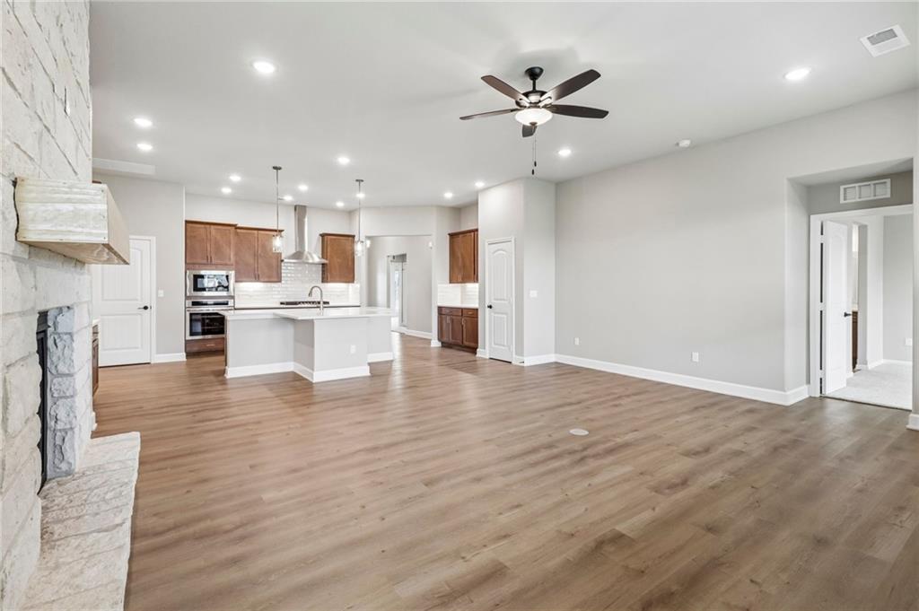 Photo 6 of 16564 W 166th Court
