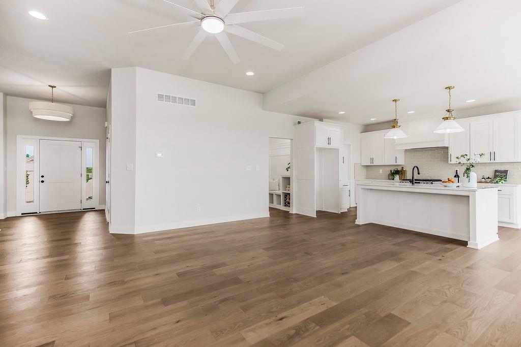 Photo 5 of 12800 S Foxborough Court