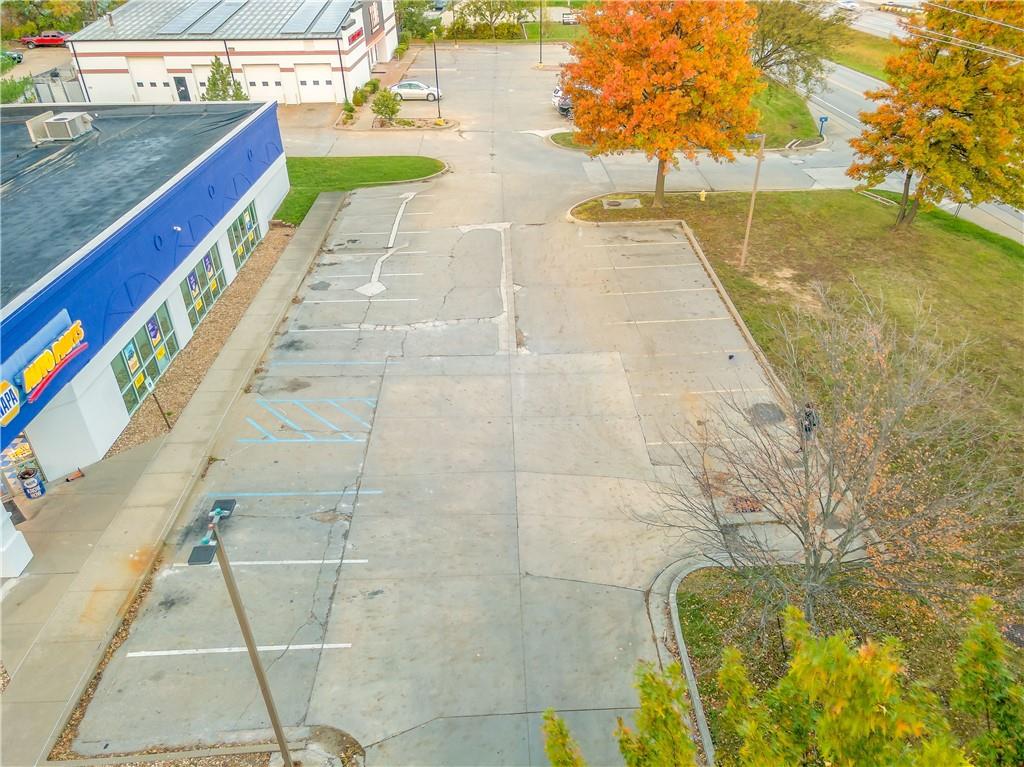Photo 5 of 959 SE Oldham Parkway