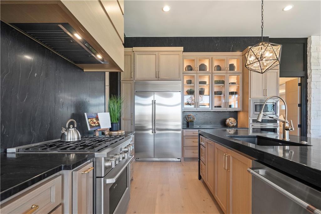 Photo 6 of 3256 W 133rd Terrace