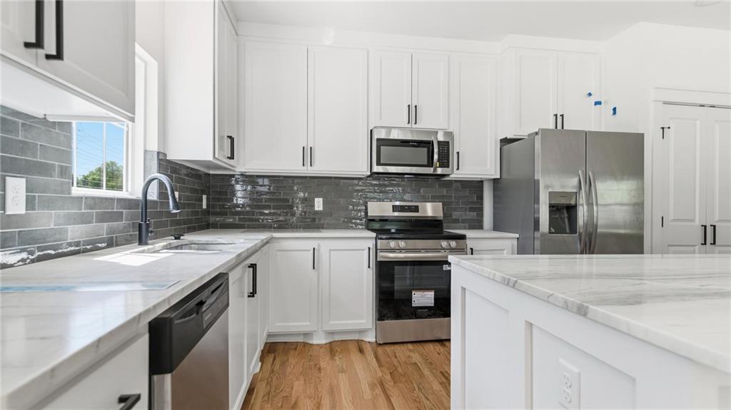 Photo 7 of 227 E Mill Street