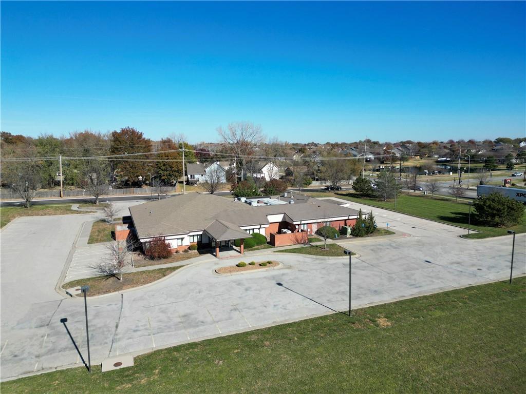 Photo 4 of 18320 S Center Street