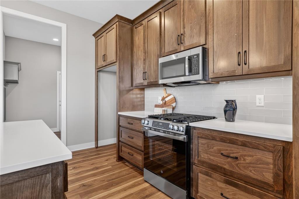 Photo 4 of 1508 SW Arborpark Terrace