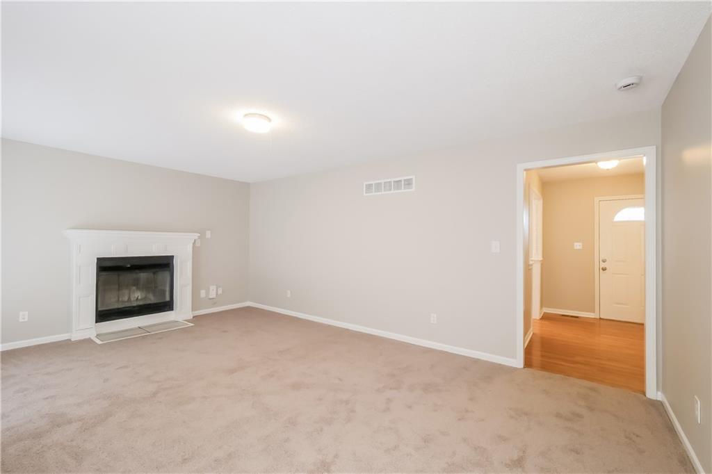 Photo 3 of 408 N Washington Street