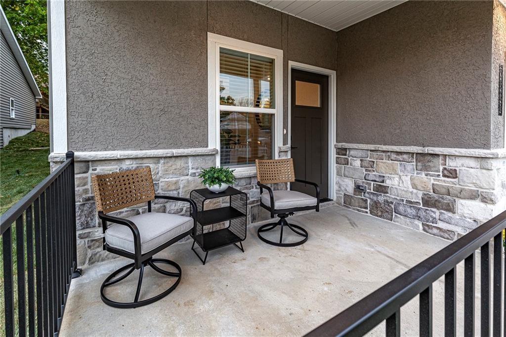 Photo 6 of 5824 Hunter Court