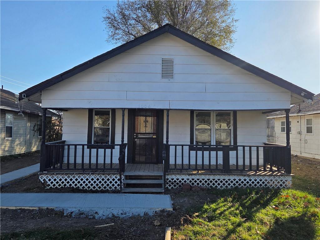 Photo of 1006 W Cliff Street