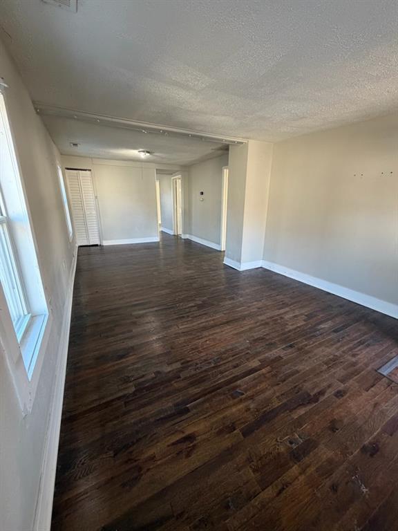 Photo 3 of 1006 W Cliff Street
