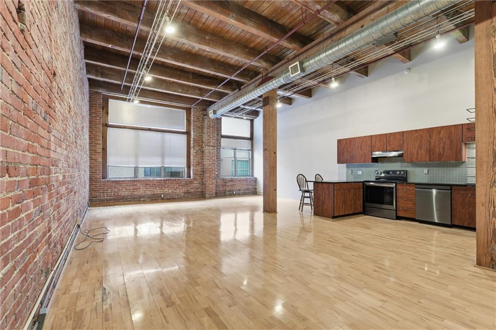 Photo 5 of 306 W 7 Street #203