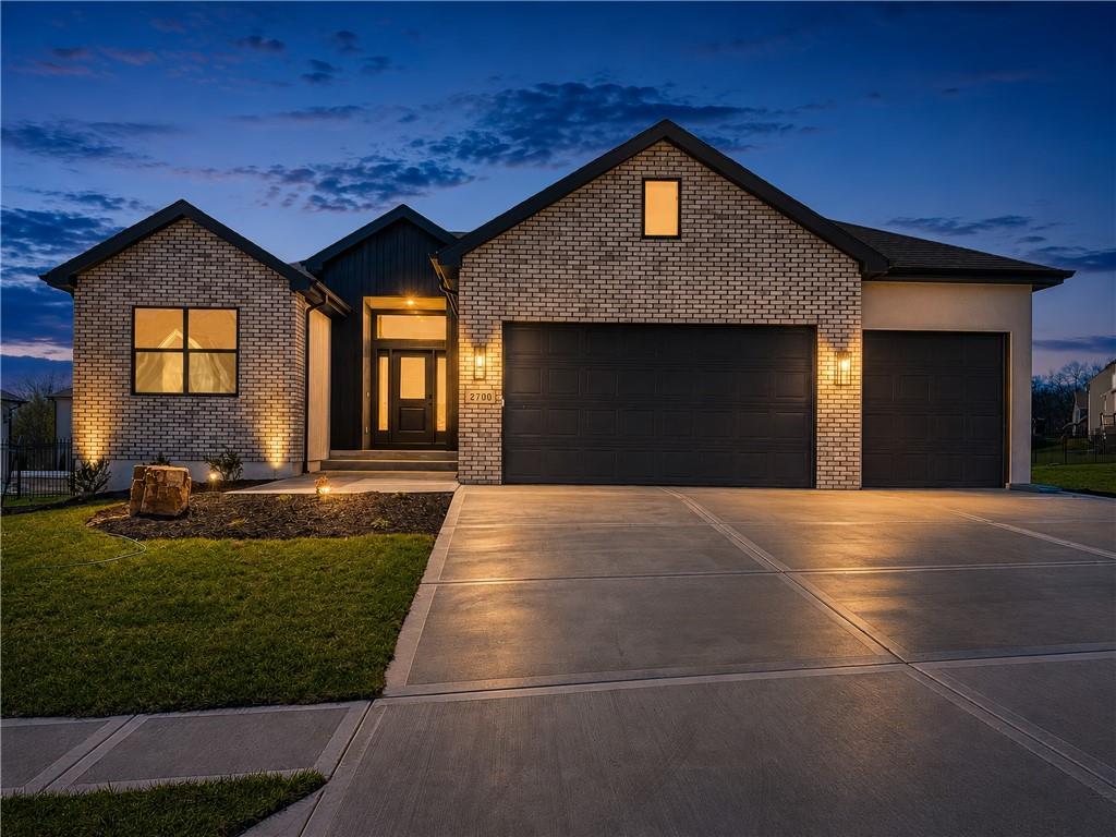 Photo 2 of 2700 Wheatley Drive