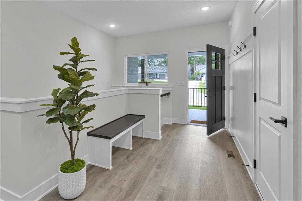Photo of 5829 Hunter Court