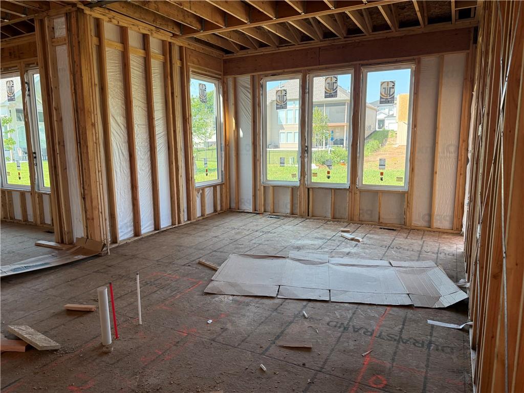 Photo 6 of 18620 Reinhardt Street