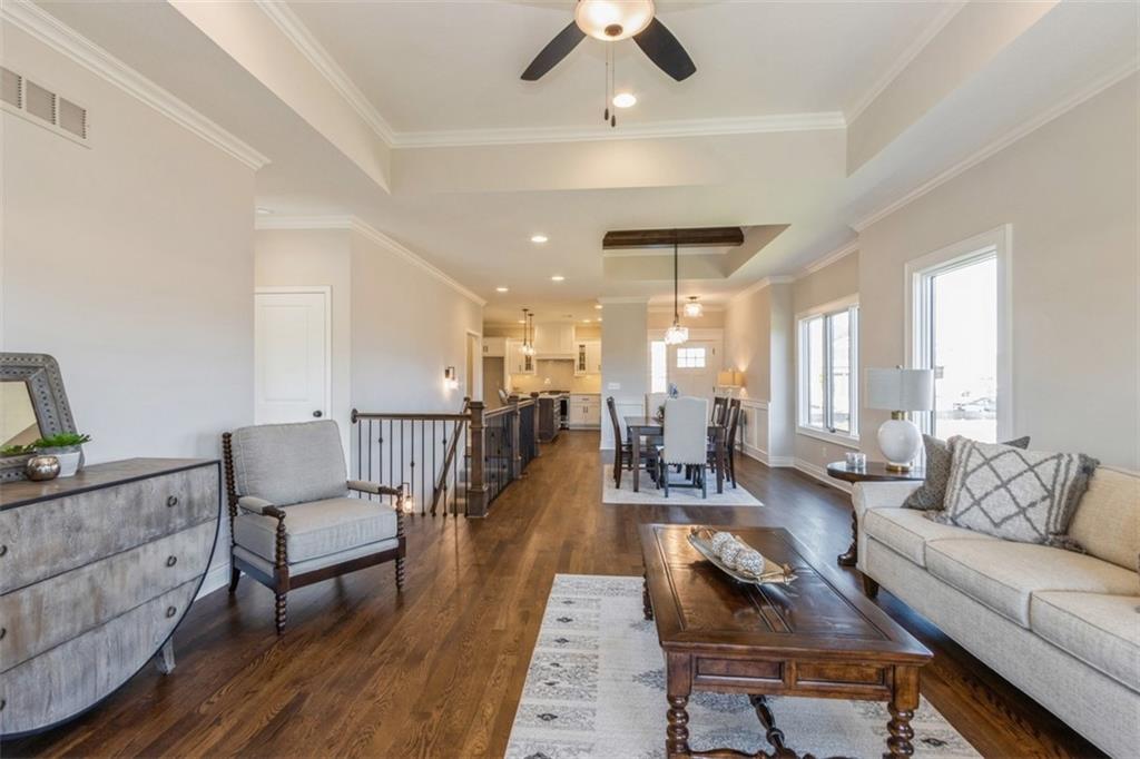 Photo 5 of 11419 S Waterford Drive