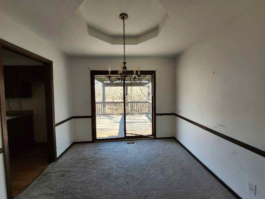 Photo 5 of 18995 Lowell Avenue