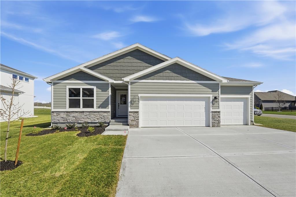 Photo of 501 SW Newport Drive