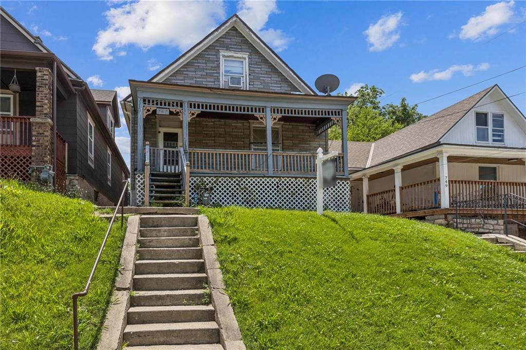 Photo of 747 Reynolds Avenue